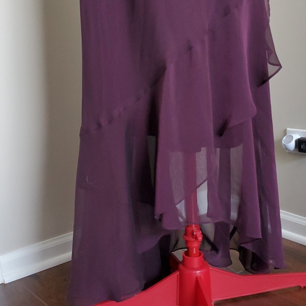Dress - Picture 3 of 6